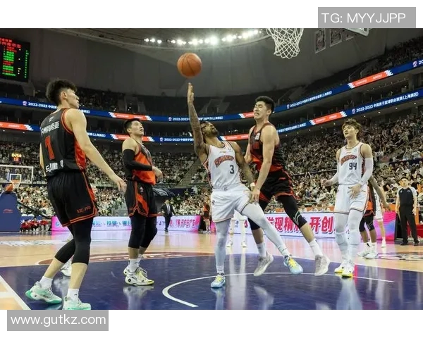 回顾CBA联赛的发展历程：从无序到秩序，中国篮球逐梦路